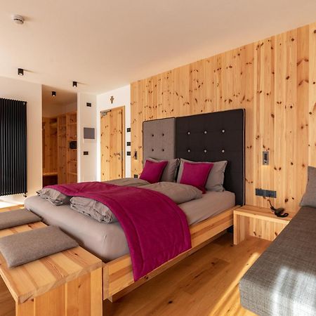 Garnì Lilly Hotel San Lorenzo Dorsino Ngoại thất bức ảnh