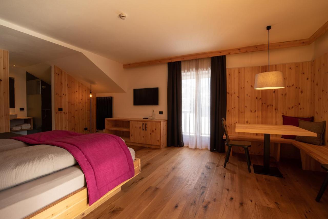Garnì Lilly Hotel San Lorenzo Dorsino Ngoại thất bức ảnh