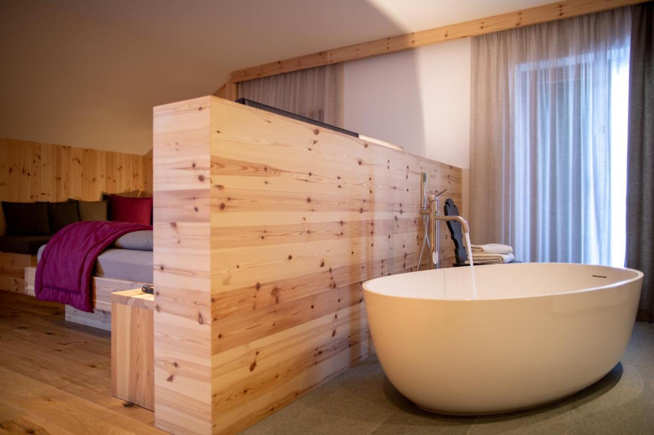 Garnì Lilly Hotel San Lorenzo Dorsino Ngoại thất bức ảnh