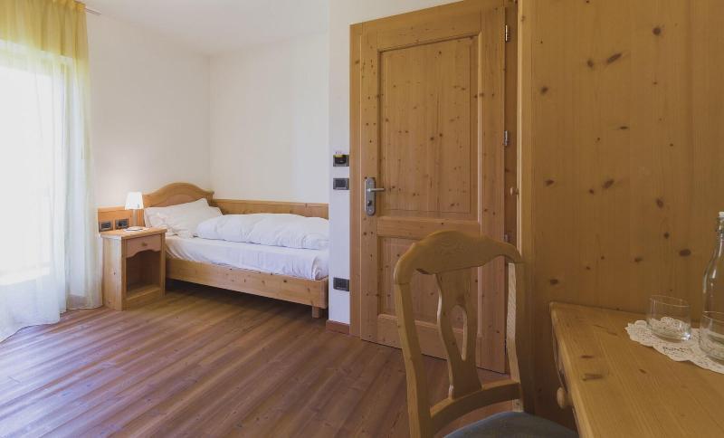 Garnì Lilly Hotel San Lorenzo Dorsino Ngoại thất bức ảnh