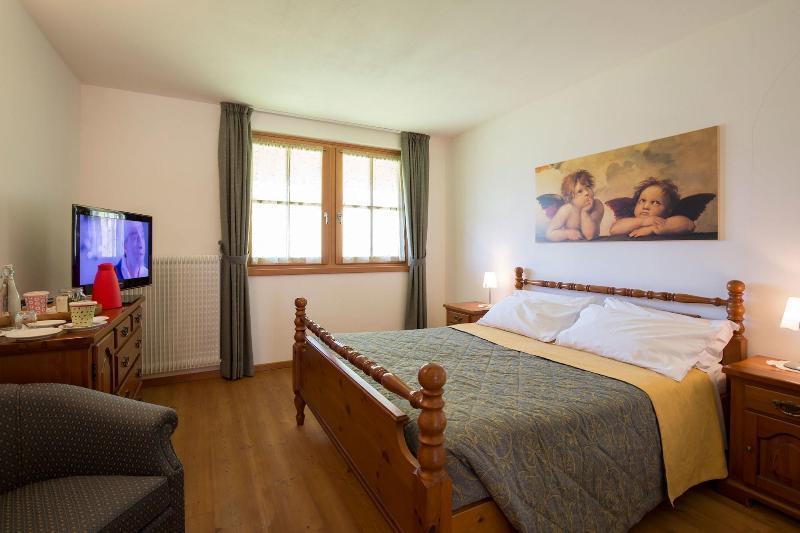 Garnì Lilly Hotel San Lorenzo Dorsino Ngoại thất bức ảnh