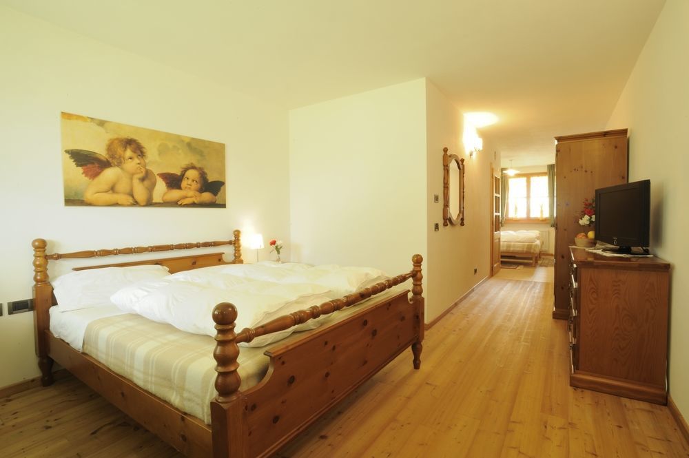 Garnì Lilly Hotel San Lorenzo Dorsino Ngoại thất bức ảnh