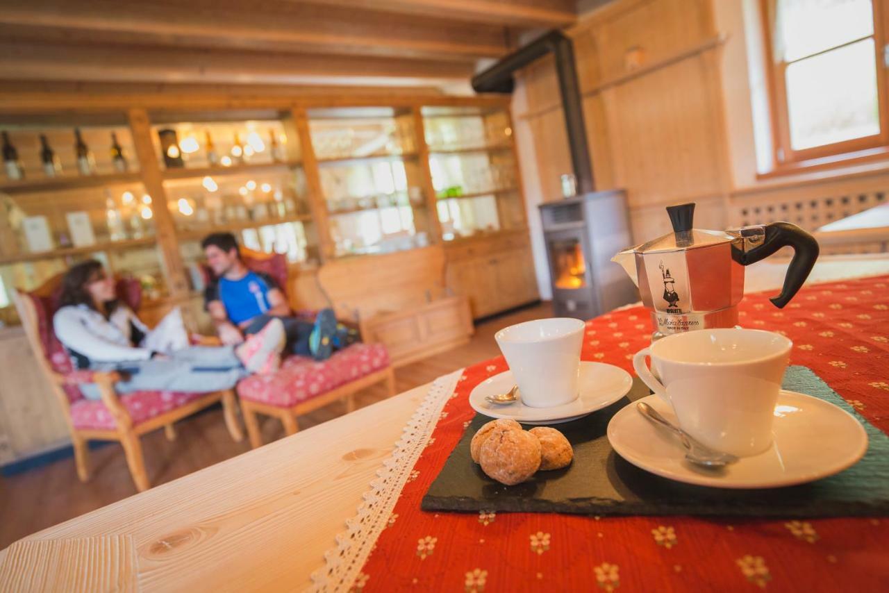 Garnì Lilly Hotel San Lorenzo Dorsino Ngoại thất bức ảnh