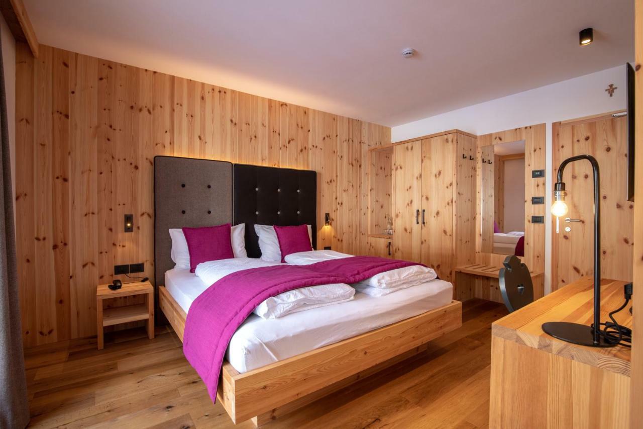 Garnì Lilly Hotel San Lorenzo Dorsino Ngoại thất bức ảnh